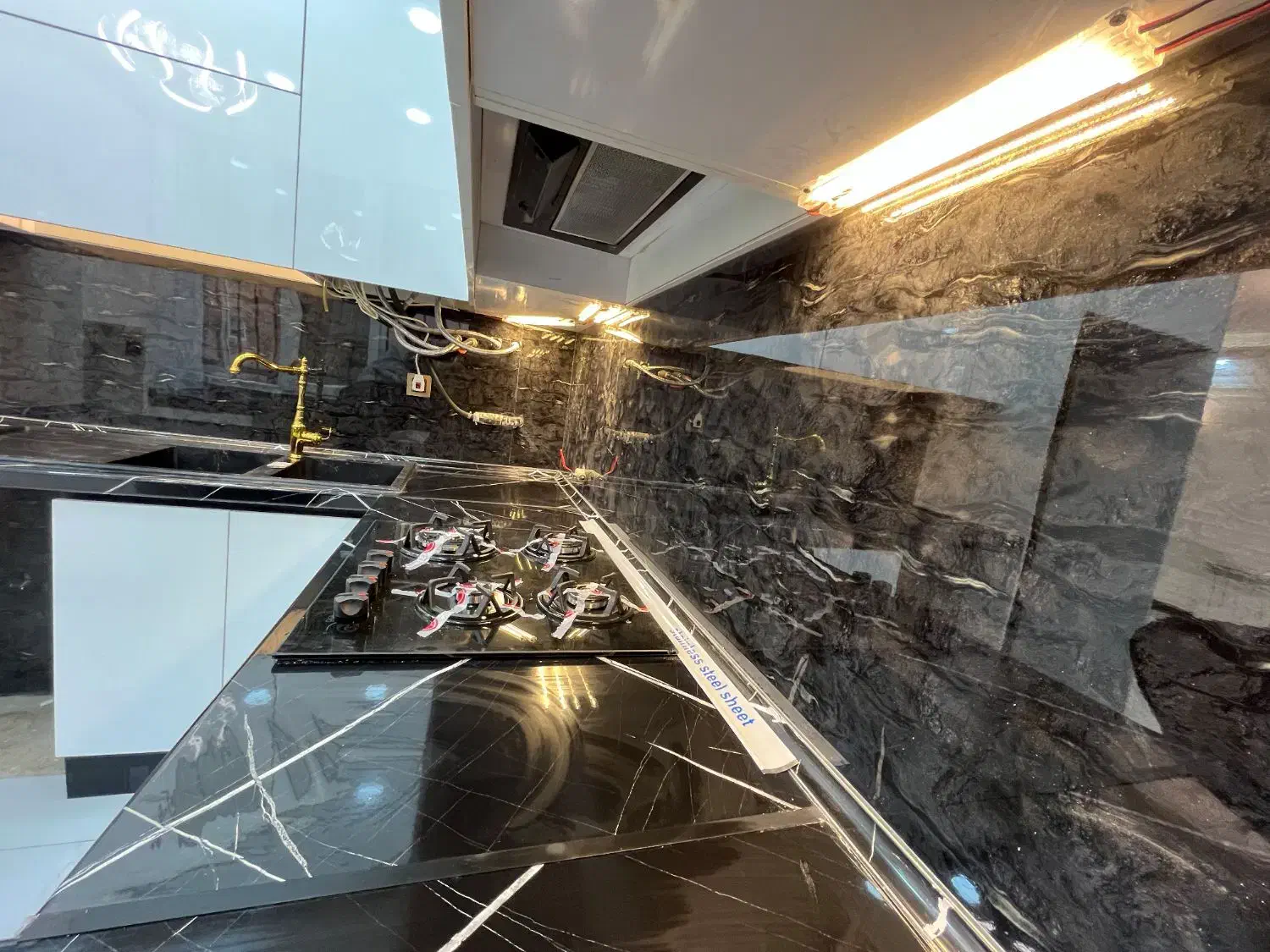 اپارتمان ۲ خوابه ۸۰ متر سوهانک شهرک لاله|فروش آپارتمان|تهران, سوهانک|دیوار