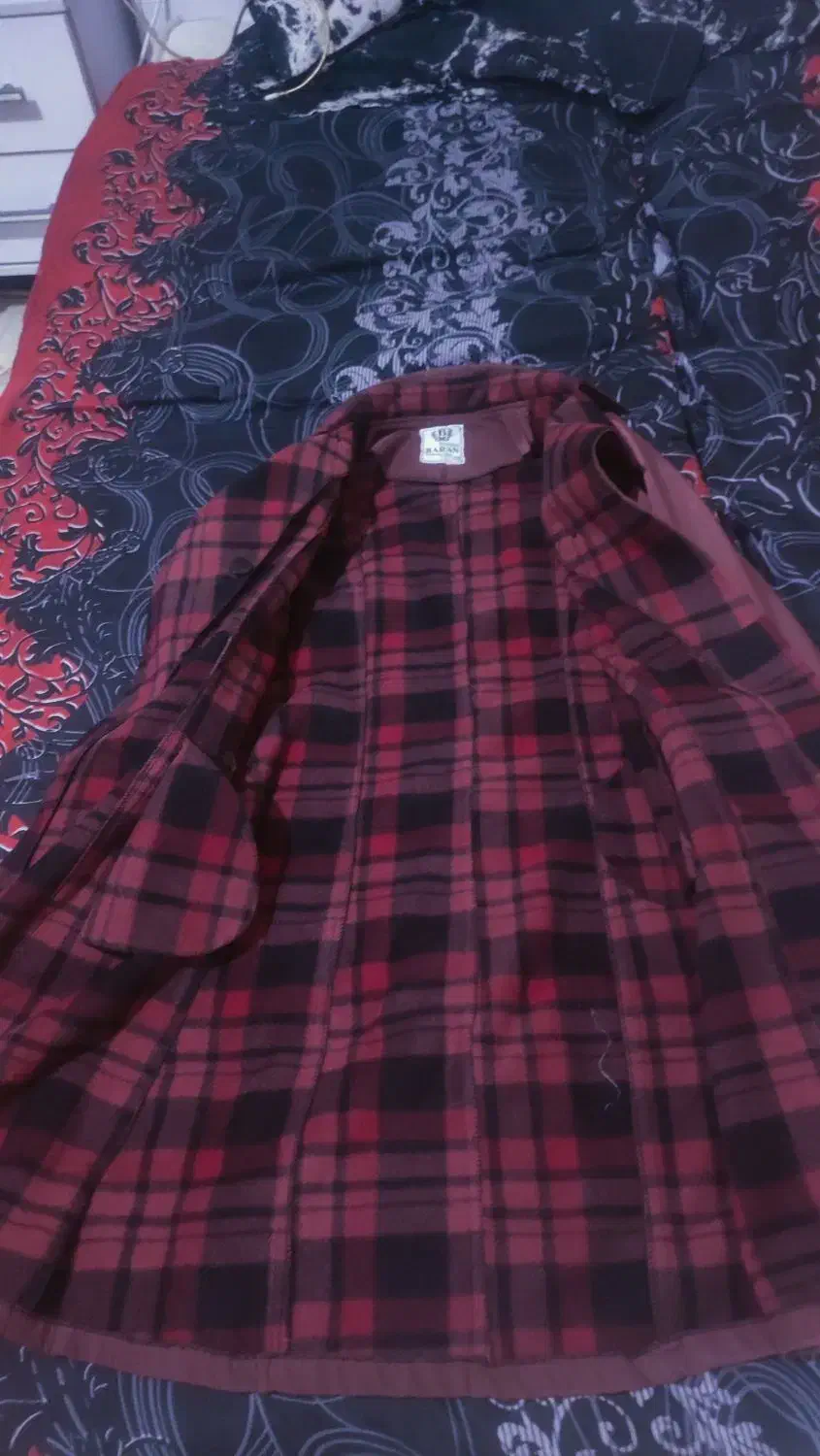 بارونی|لباس|ماهدشت, |دیوار