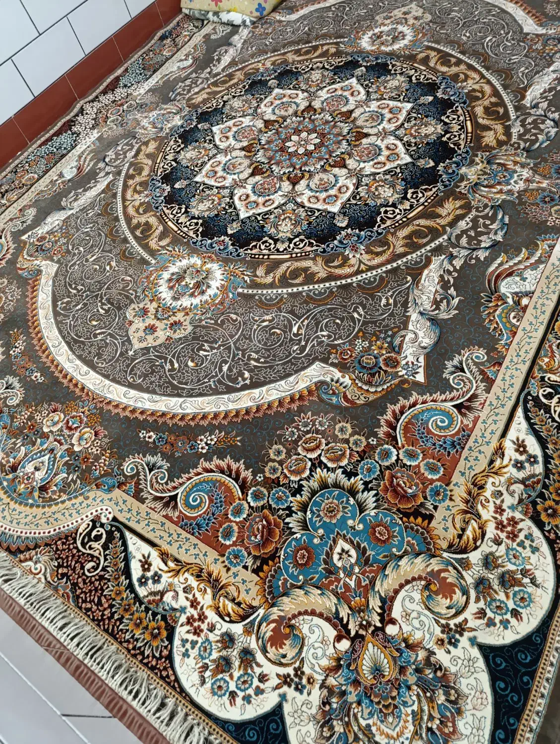 فرش12متری ابریشمی در حد آک|فرش|اهواز, بیست متری شهرداری|دیوار