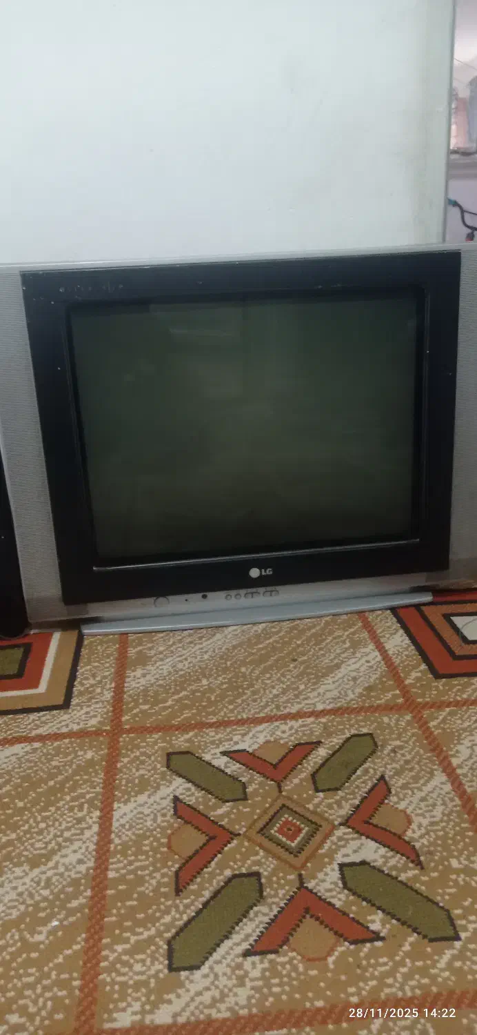 دوتا تلوزیون الجی|تلویزیون و پروژکتور|مشهد, شهید معقول|دیوار