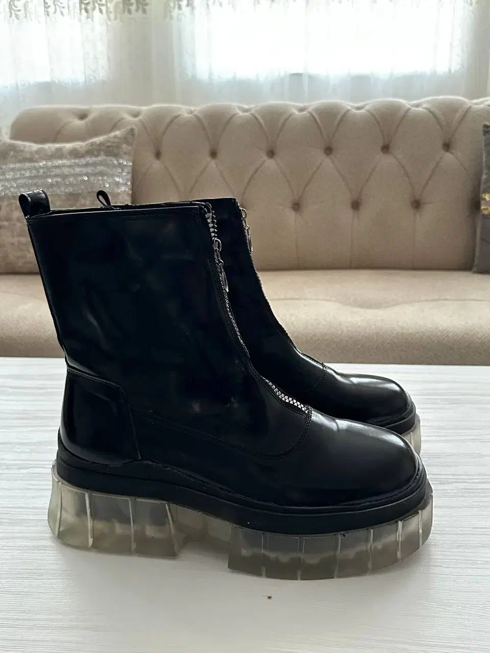 بوت مردانه زیر شیشه ای|کیف، کفش، کمربند|ارومیه, |دیوار