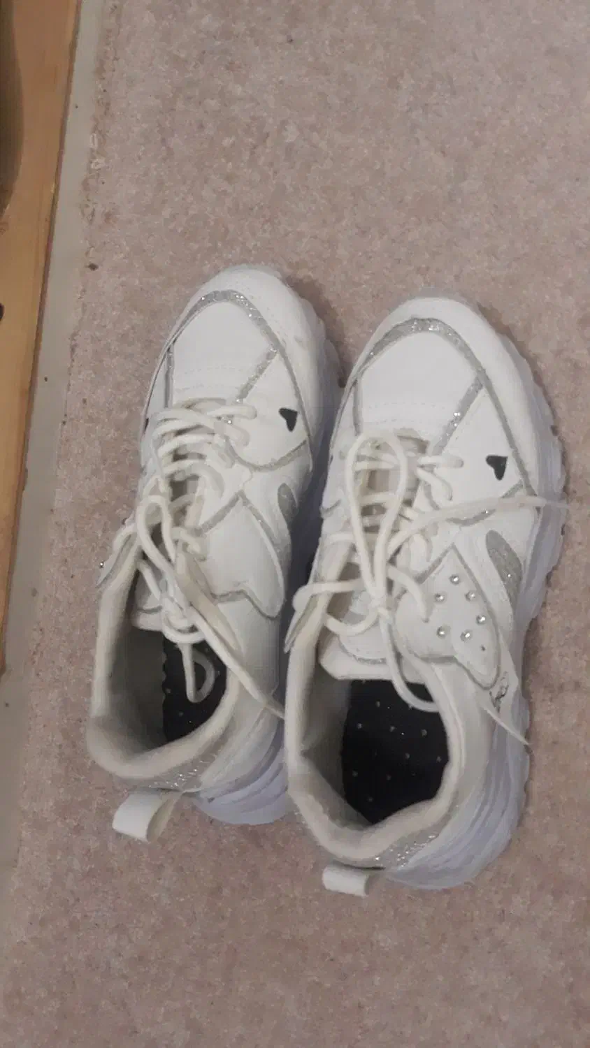 کفش رنگ سفید سایز ۳۷|کیف، کفش، کمربند|بندر گناوه, |دیوار