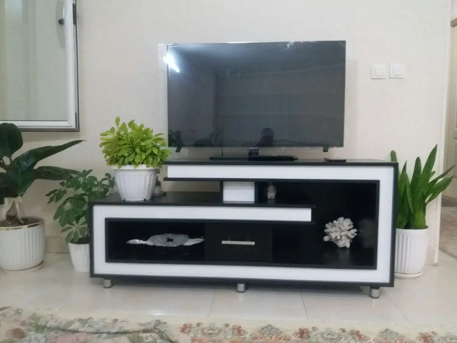 میز تلویزیون ام دی اف|میز تلویزیون|گلبهار, شهر جدید گلبهار|دیوار