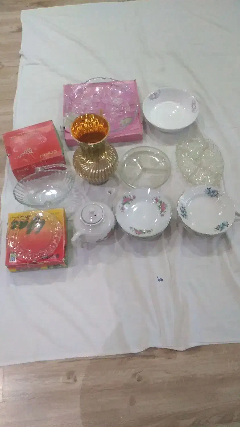 وسایل آشپزخانه بشقاب،گلدان، قوری،کاسه، بلوریجات|ظروف سرو و پذیرایی|تبریز, |دیوار