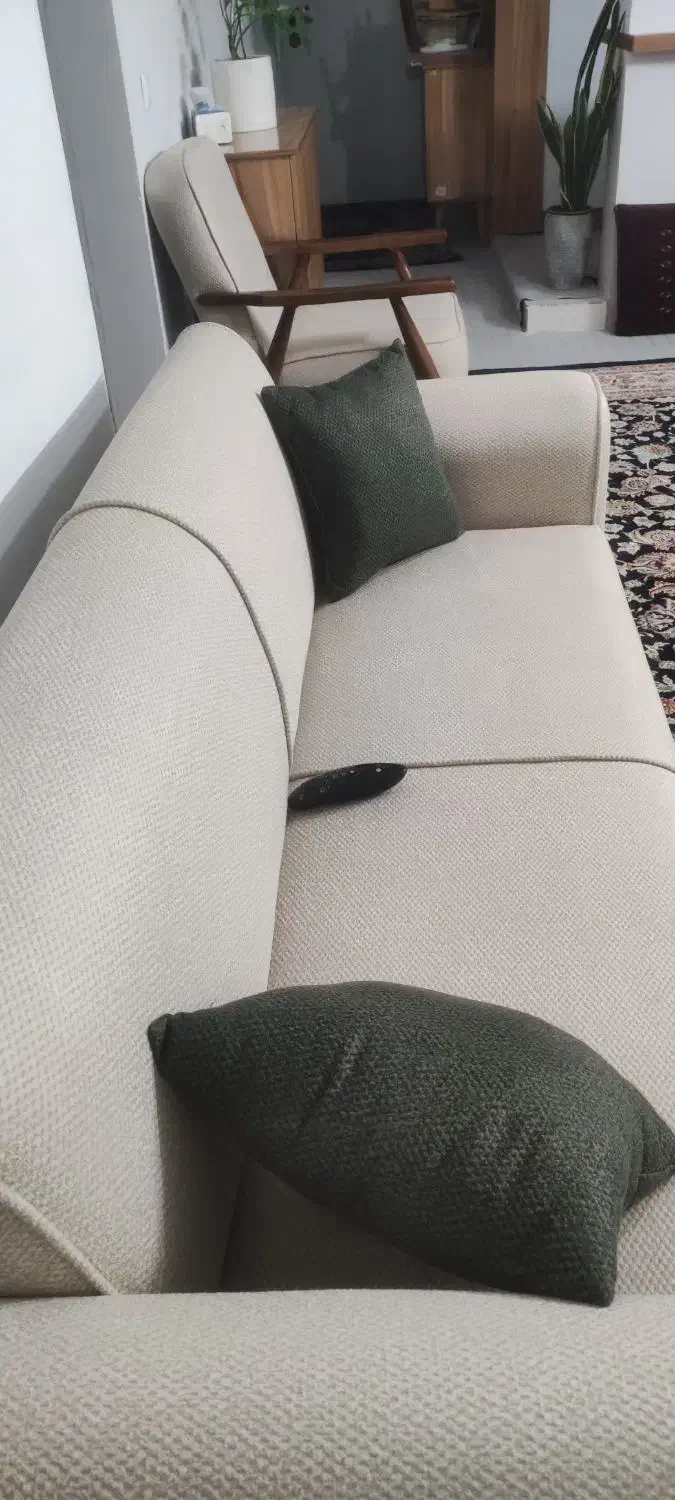 مبل مینیمال|مبلمان خانگی و میز عسلی|گلبهار, شهر جدید گلبهار|دیوار