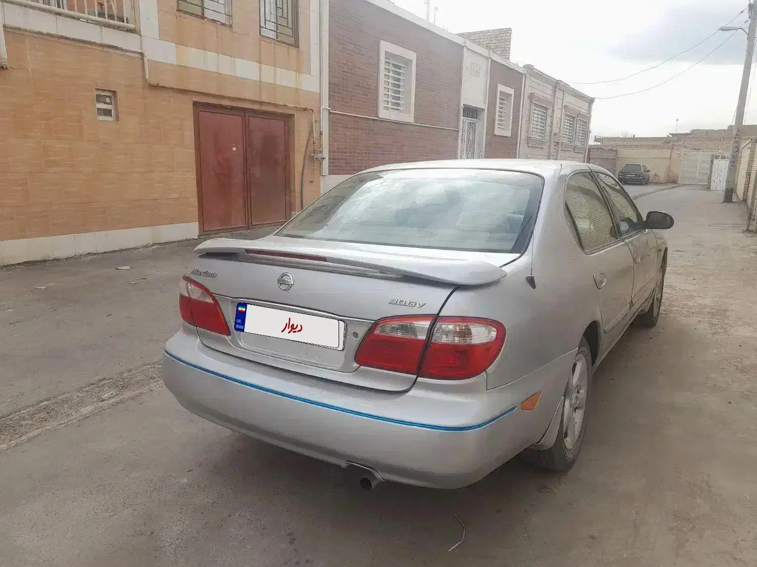 ماکسیما نقره ای بدون رنگ دنده ۸۲|خودرو سواری و وانت|رفسنجان, |دیوار