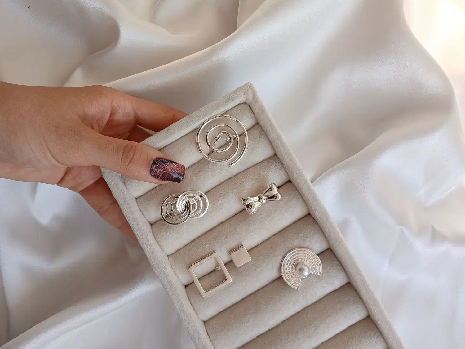 انگشتر مینیمال آبکاری نقره|بدلیجات|قم, نیروگاه|دیوار