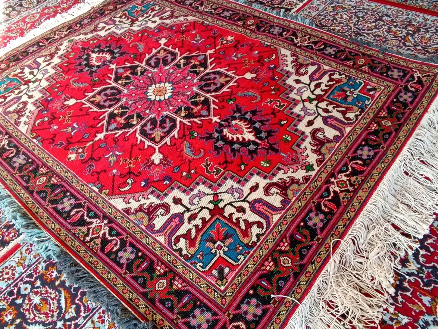 یک خالچه دست بافت|فرش|خواجه, |دیوار