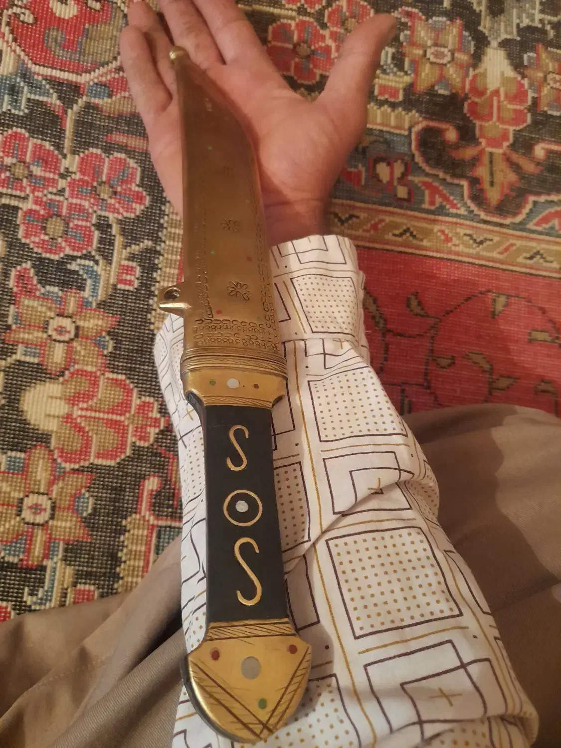 بگده کوردی|کلکسیون اشیاء عتیقه|ایلام, |دیوار