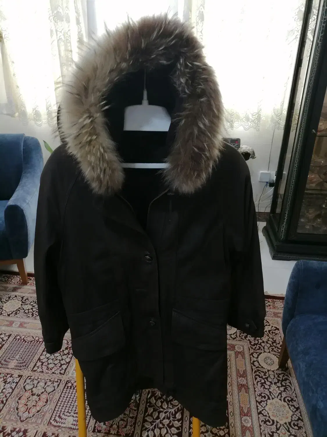 او کت چرمی خارجی کلاه دار دور خز|لباس|رشت, رشتیان|دیوار