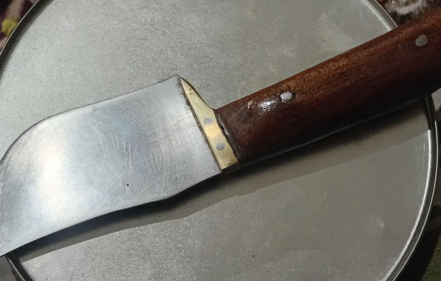 یک عدد چاقو|کلکسیون اشیاء عتیقه|کرمانشاه, |دیوار