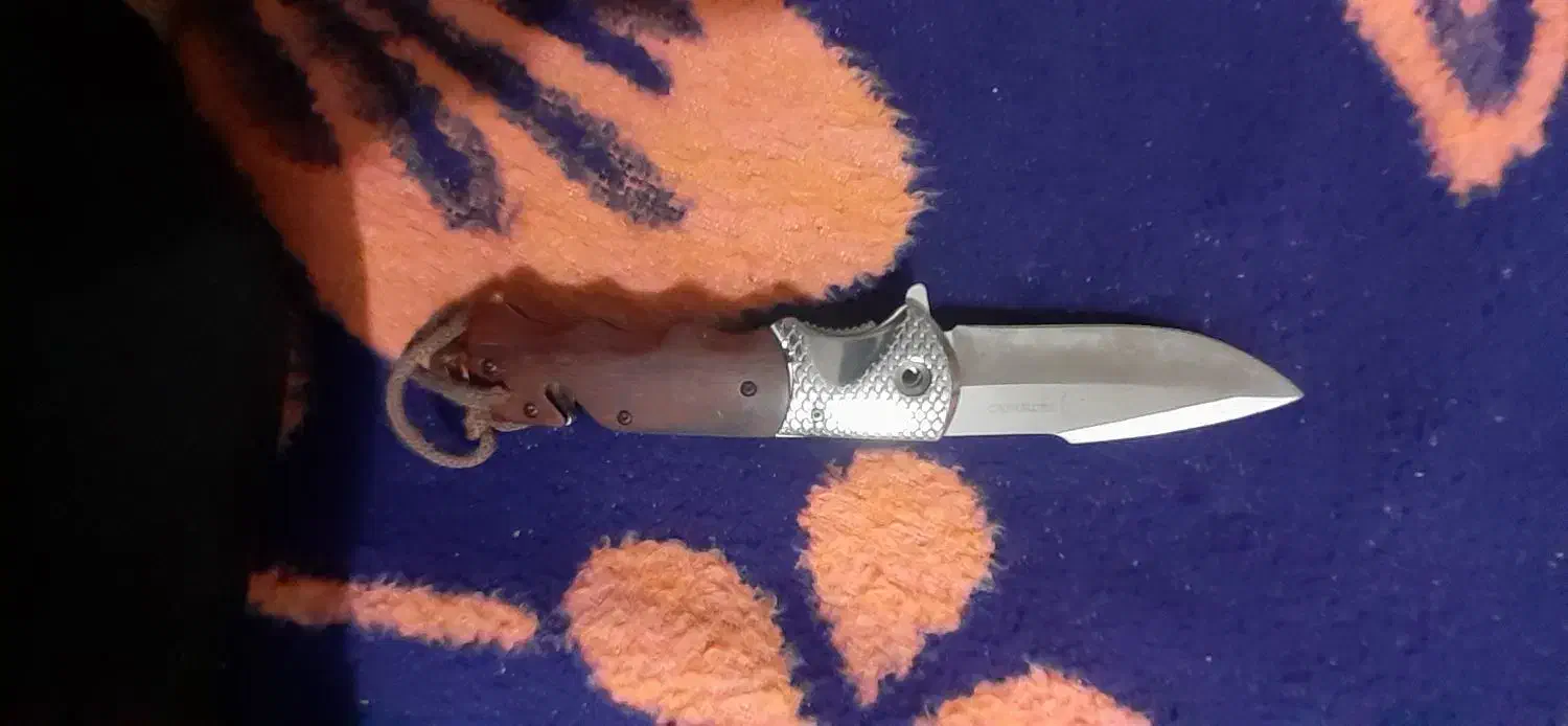 چاقو کلمبیایی|کوهنوردی و کمپینگ|دورود, |دیوار