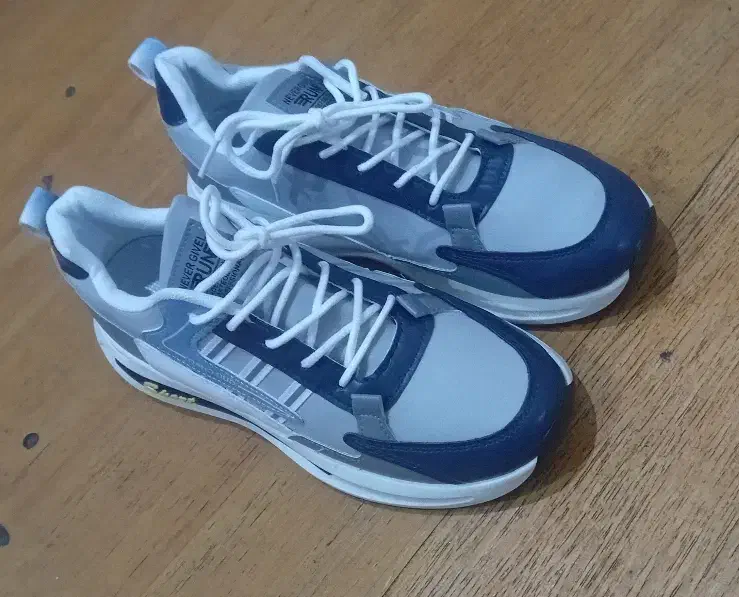 کتونی اورجینال نو|کیف، کفش، کمربند|رشت, توشیبا|دیوار