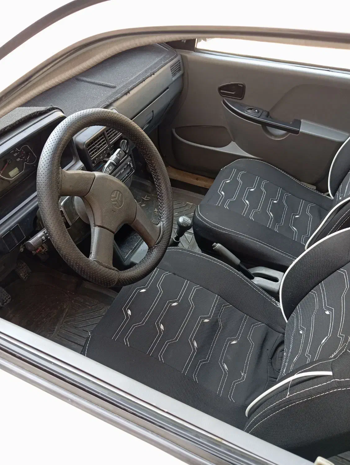 فروش پراید نقره ای مدل ۸۸|خودرو سواری و وانت|صدرا-فارس, فاز ۱|دیوار