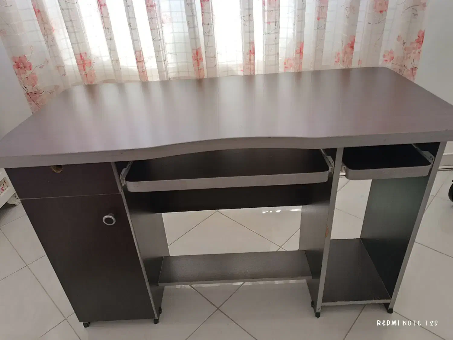 میز کامپیوتر|میز تحریر و کامپیوتر|گلبهار, شهر جدید گلبهار|دیوار