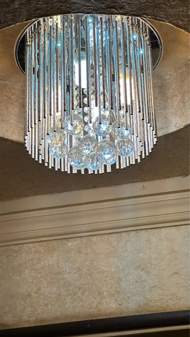 لوستر های کریستالی در چهار سایز و ست|لوستر و چراغ آویز|رشت, گلسار|دیوار