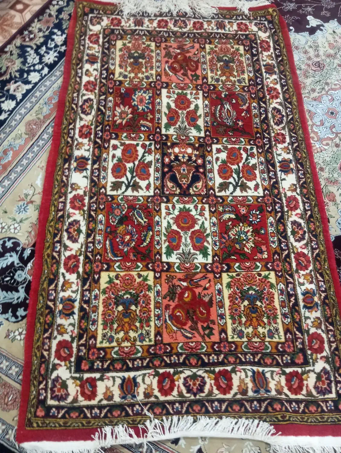 فرش دستبافت|فرش|کیار, |دیوار