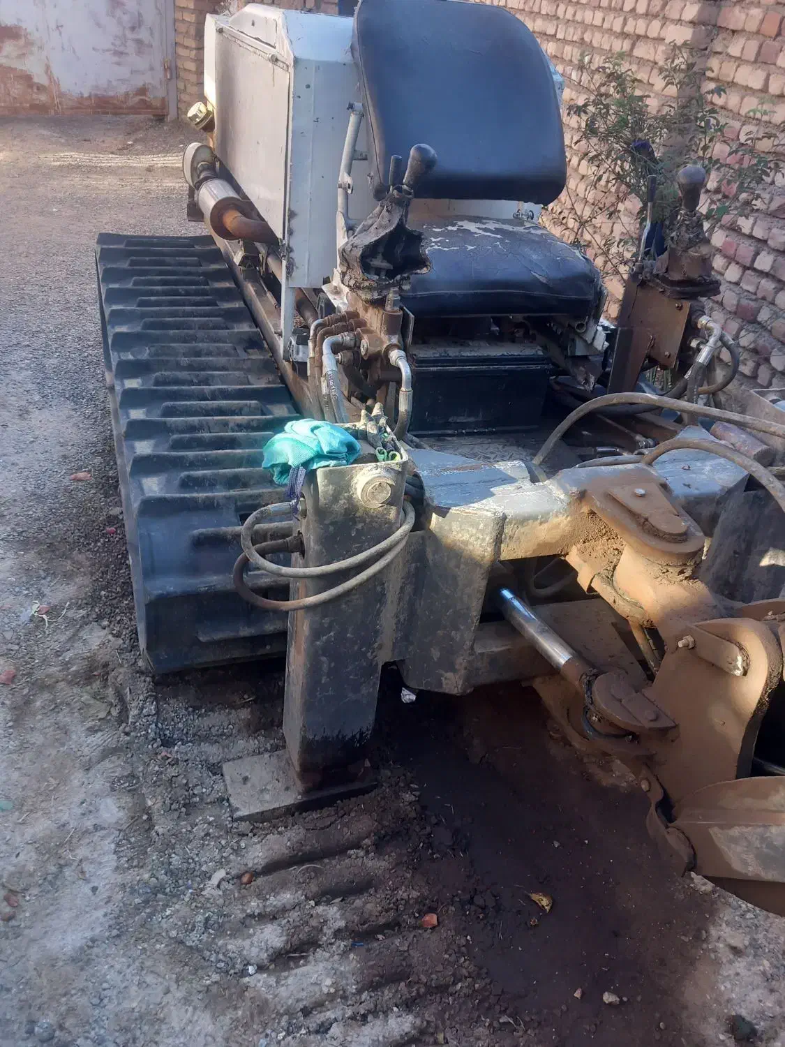 بیل زنجیری|خودرو سنگین|ششطراز, |دیوار