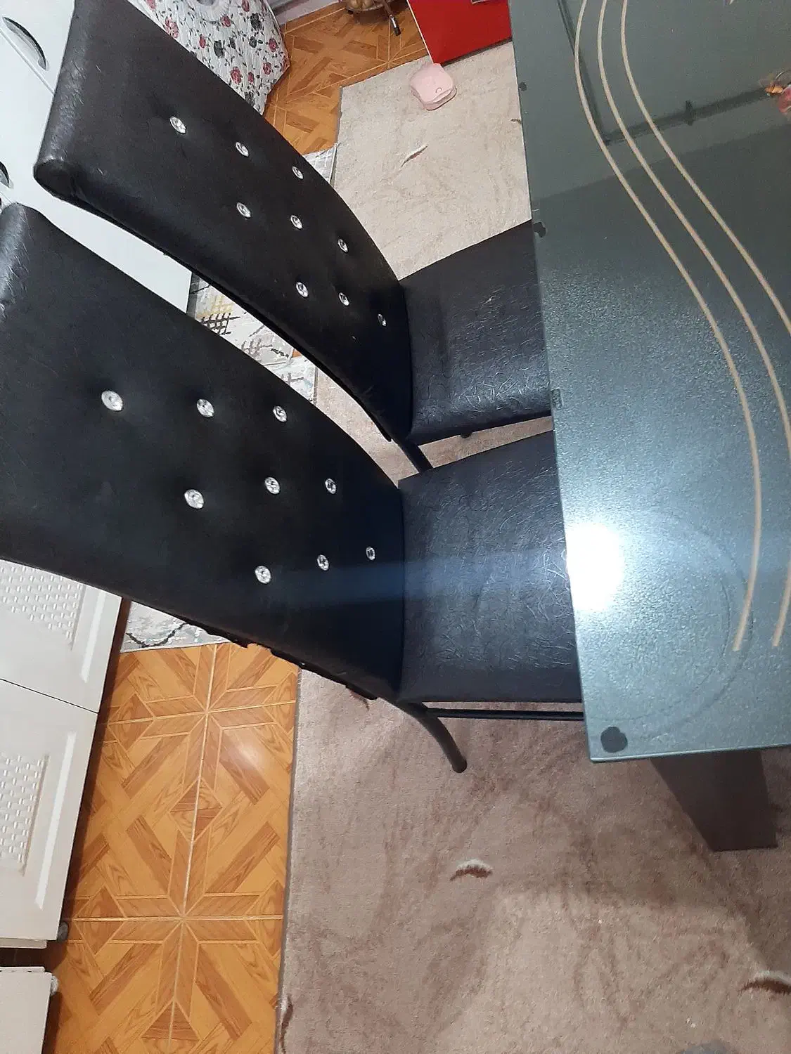 بوفه سالم ۷۰۰ت ومیزغذاخوری سالم۲۰۰۰۰۰۰ت|میز و صندلی غذاخوری|مشگین شهر, |دیوار