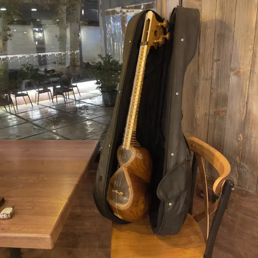 تار|سازهای سنتی|اصفهان, جلفا|دیوار