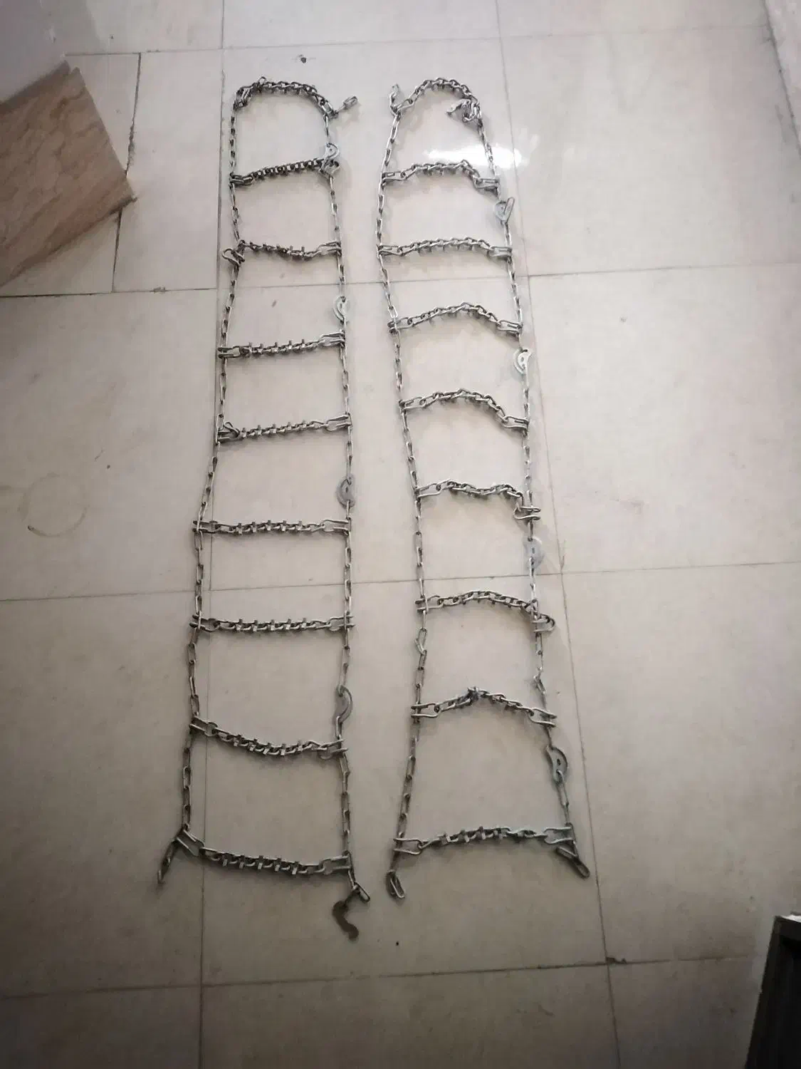 زنجیر چرخ|قطعات یدکی و لوازم جانبی|رشت, رودبارتان|دیوار