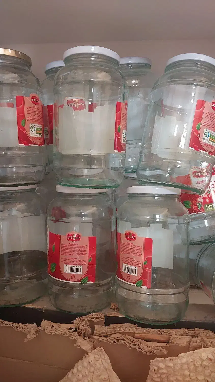 شیشه خالی|ظروف نگهدارنده، پلاستیکی، یک‌بارمصرف|بندر گناوه, |دیوار