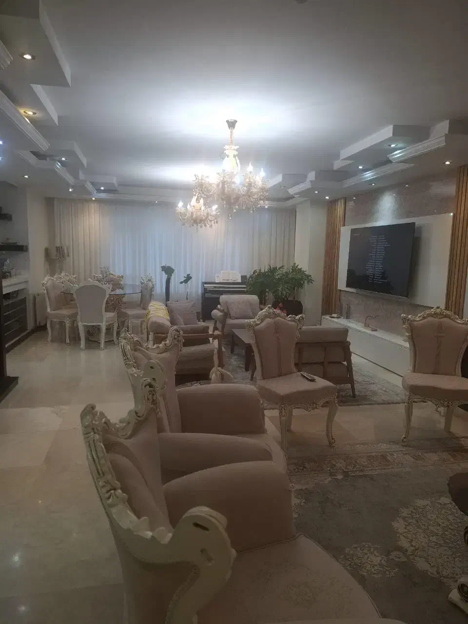 فروش ویژه*عظیمیه/۱۸۰م تک واحد/۶۰درصد تهاتر|فروش آپارتمان|کرج, عظیمیه|دیوار