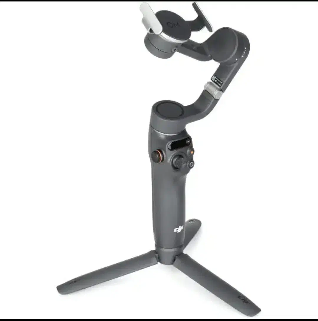 پایه نگهدارنده گوشی  osmo mobaile 6 برند dji|لوازم جانبی موبایل و تبلت|شیراز, شهرک فرزانگان|دیوار