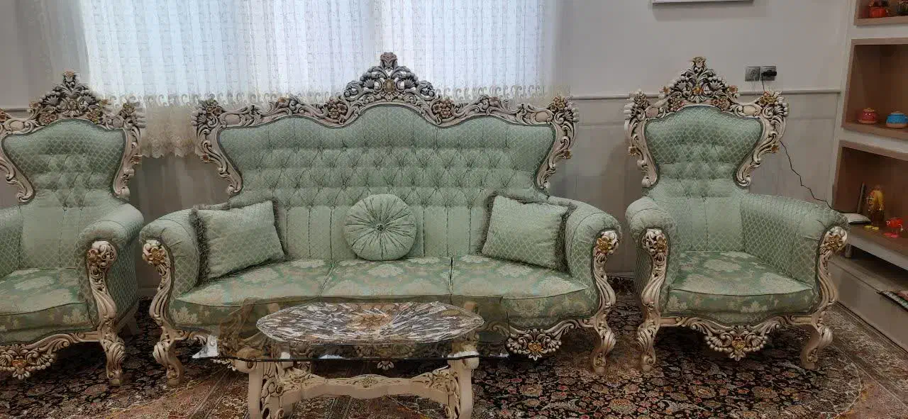 مبل سلطنتی|مبلمان خانگی و میز عسلی|قم, شهرک امام حسین|دیوار