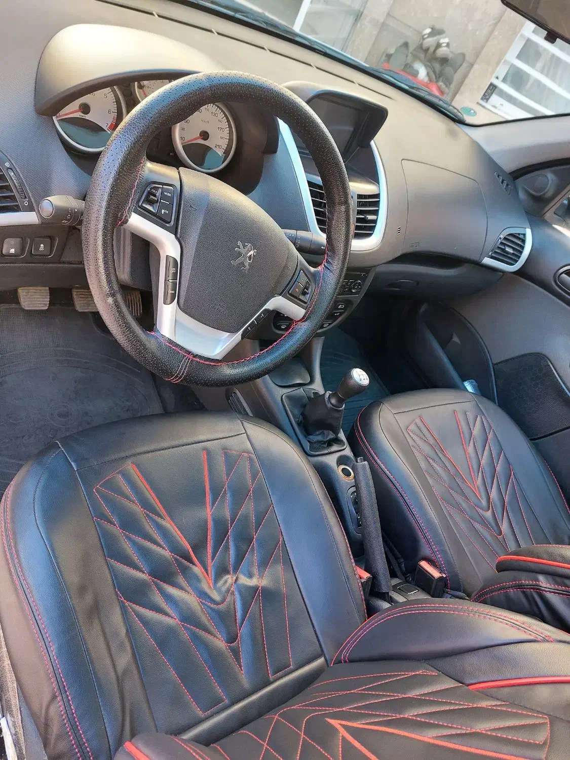 پژو۲۰۷مدل۴۰۲ارتقایافته پاناروما|خودرو سواری و وانت|کرمان, |دیوار