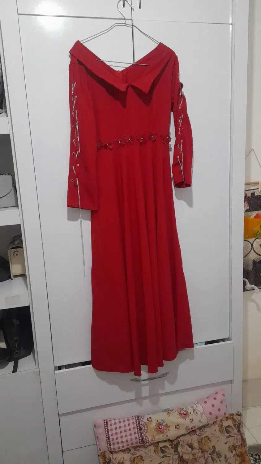 لباس  یلدای سایز۳۶ یا۳۸ به ۴۵۰ میدم سالم هست|لباس|کاشمر, |دیوار