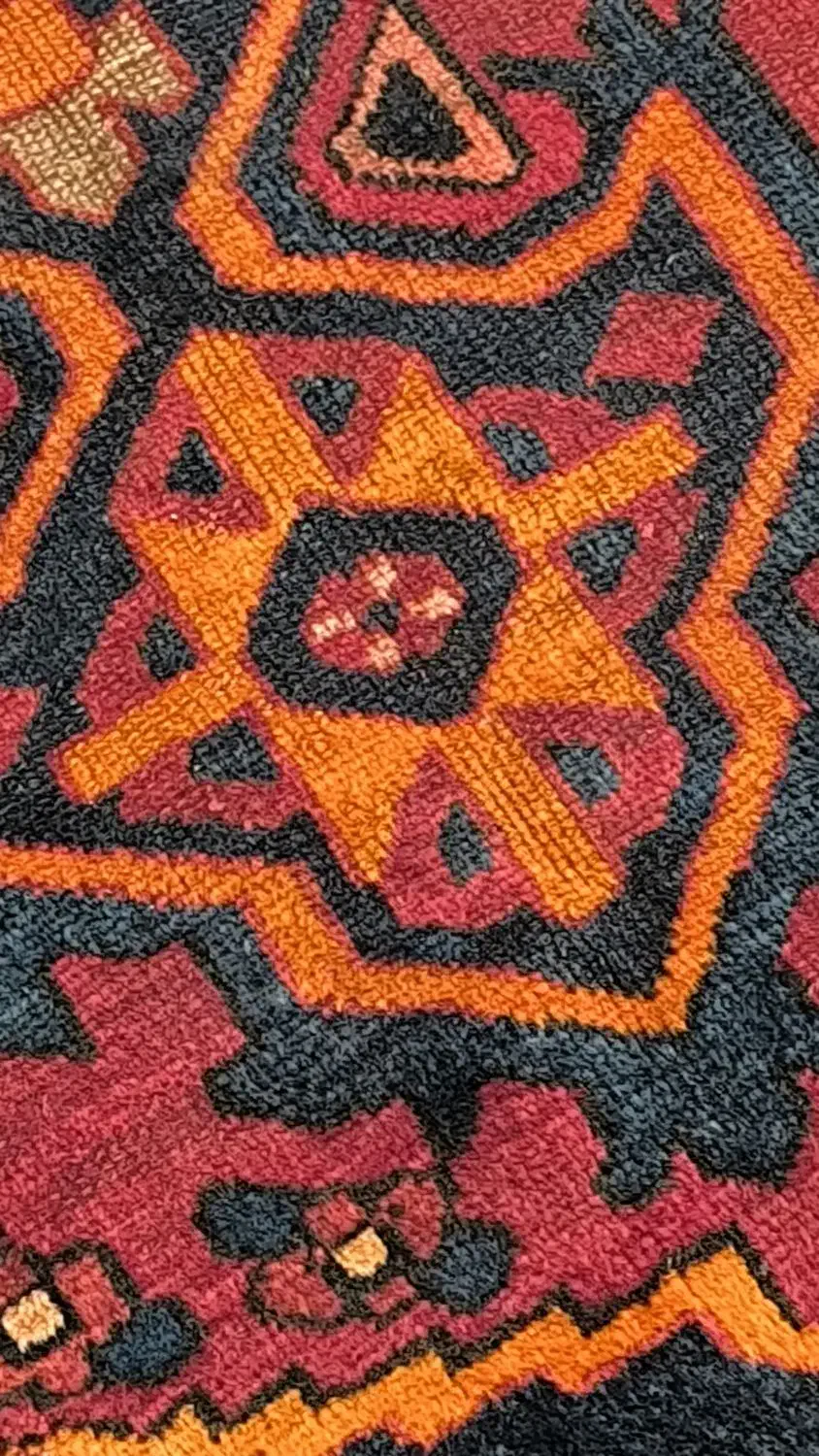 فرش دستباف|فرش|تهران, نظامی گنجوی (توانیر)|دیوار