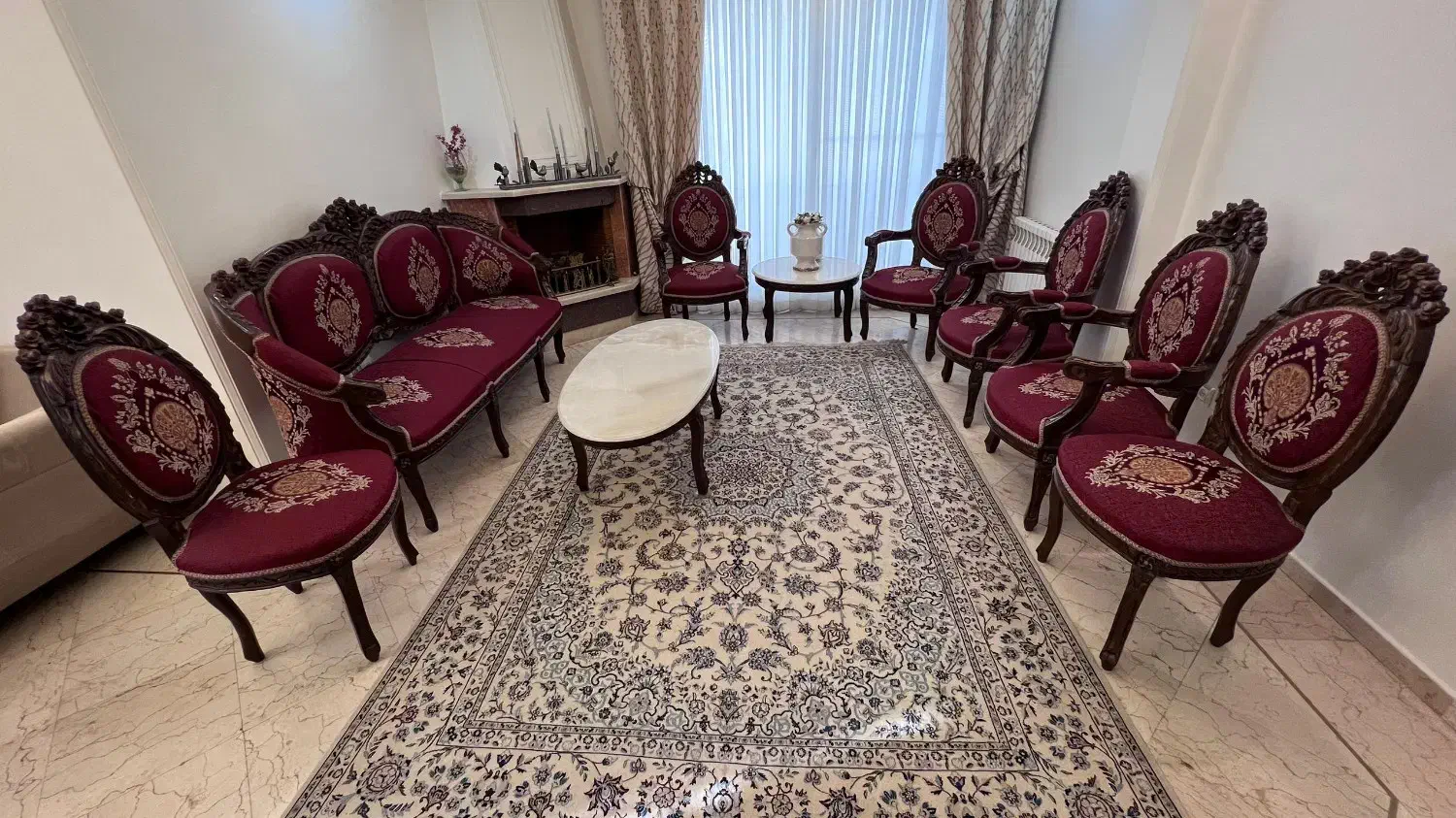 مبلمان 9 نفره چوب گردو در حد نو - پارچه نو|مبلمان خانگی و میز عسلی|تهران, میرداماد|دیوار