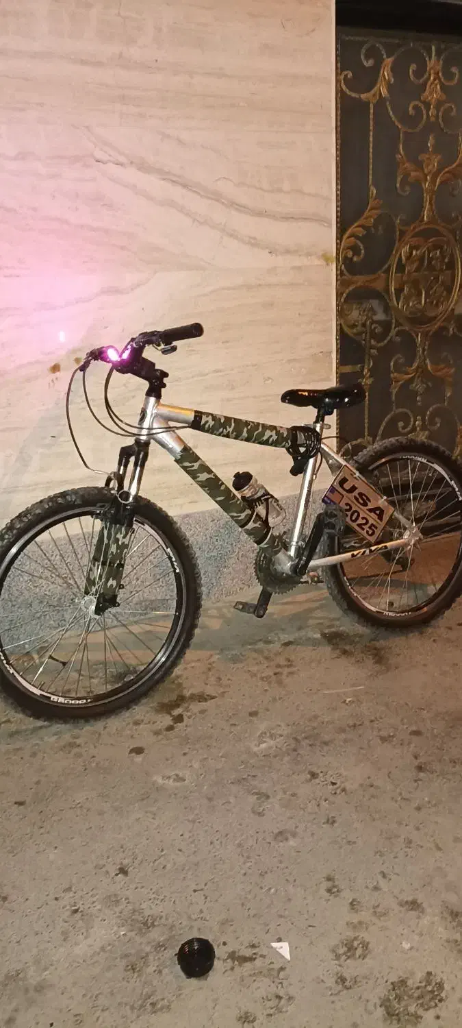 دوچرخه ۲۷ نیم|دوچرخه، اسکیت، اسکوتر|قروه, |دیوار