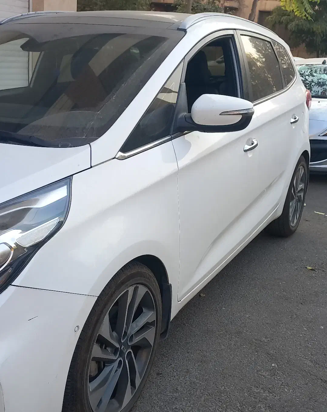 کیاکارنز کم کار فول|خودرو سواری و وانت|تهران, هفت حوض|دیوار