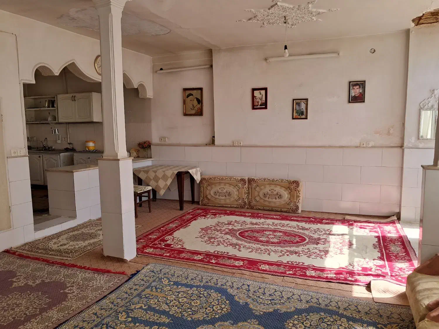 بر خیابان آذر|فروش خانه و ویلا|قم, چهل اختران|دیوار