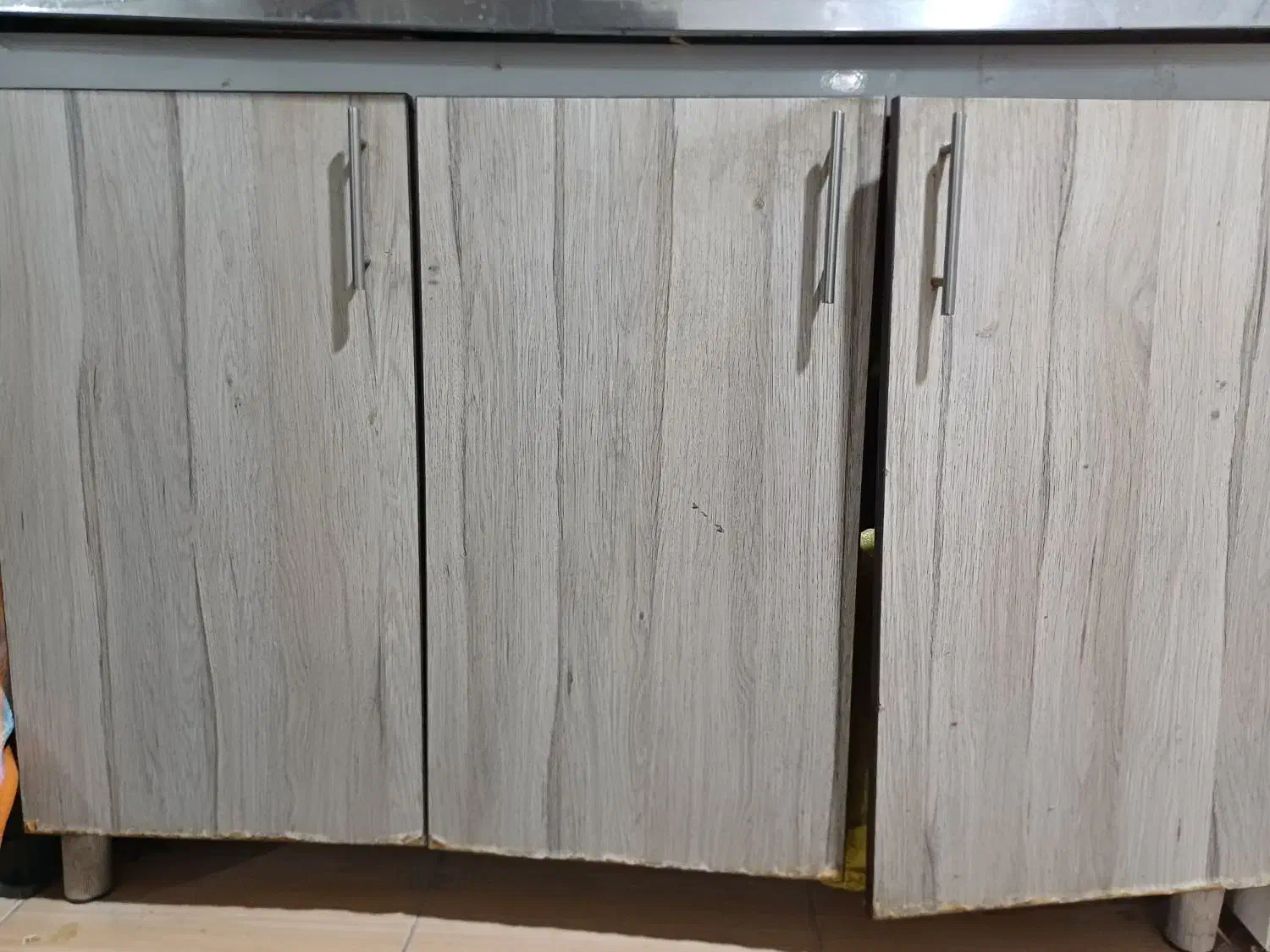 کابینت|آب‌چکان و نظم‌دهنده ظروف|قم, شهرک امام حسین|دیوار