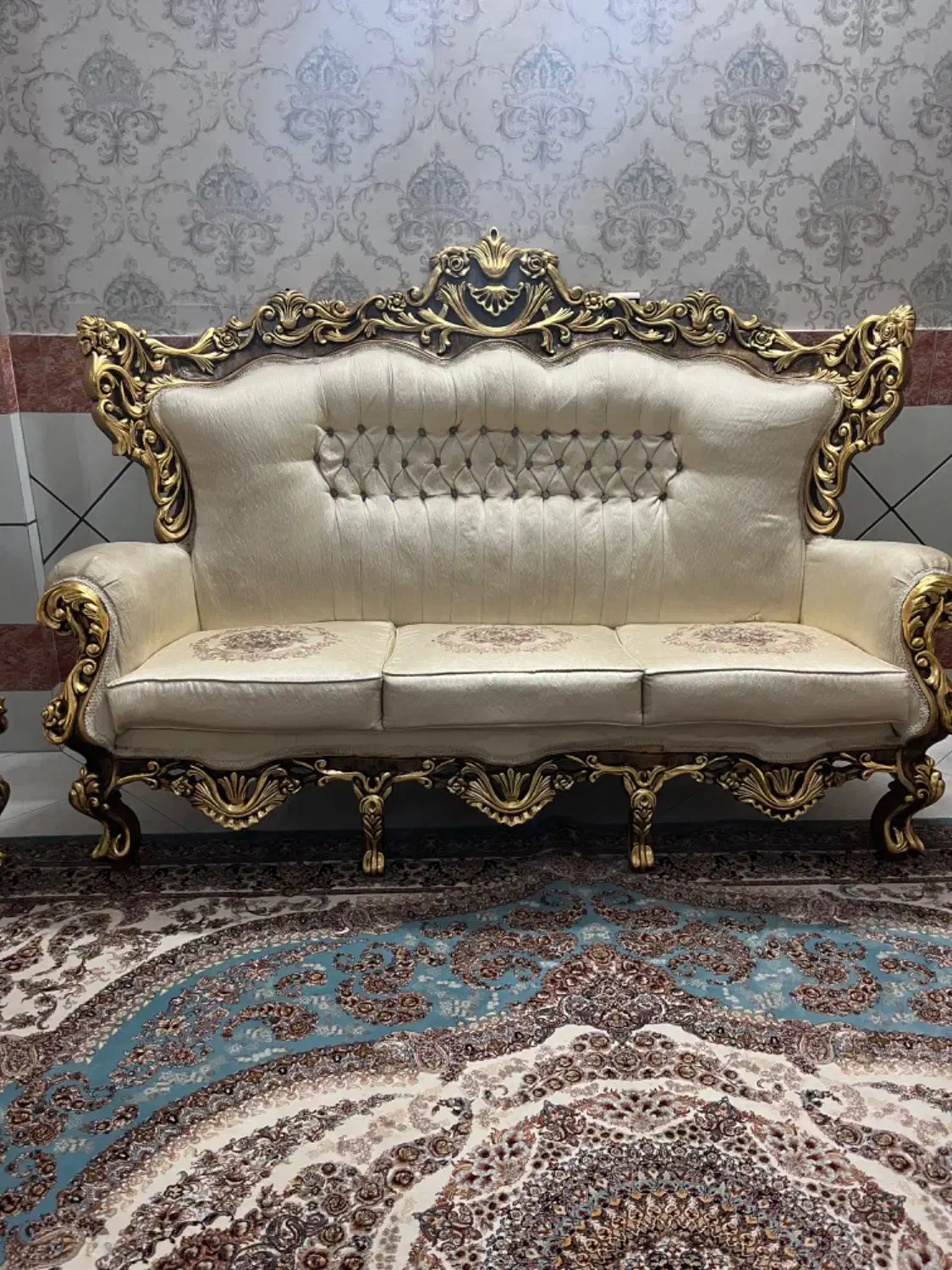 مبل سلطنتی|مبلمان خانگی و میز عسلی|قدس, شهرقدس|دیوار