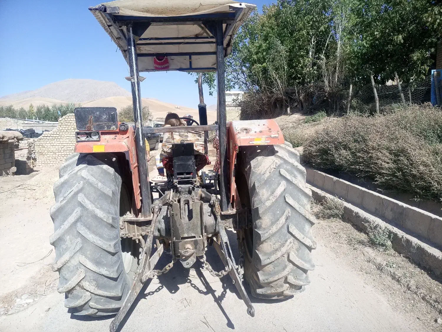 تراکتور مدل 80|خودرو سنگین|فیروزآباد (لرستان), |دیوار