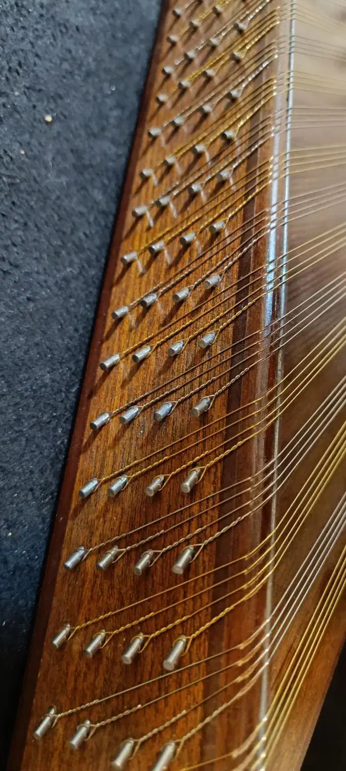 سنتور ۹خرک|سازهای سنتی|شیراز, منطقه هوایی شهید دوران|دیوار