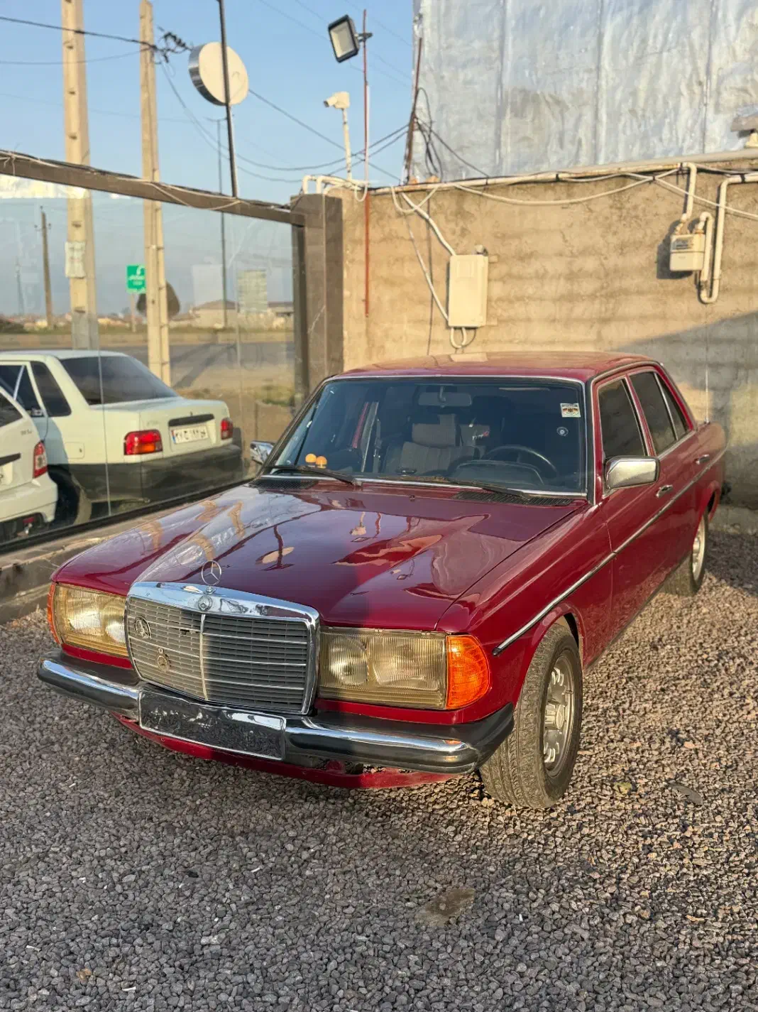 بنز ۲۳۰ درحد|خودرو کلاسیک|لاهیجان, گلستان|دیوار