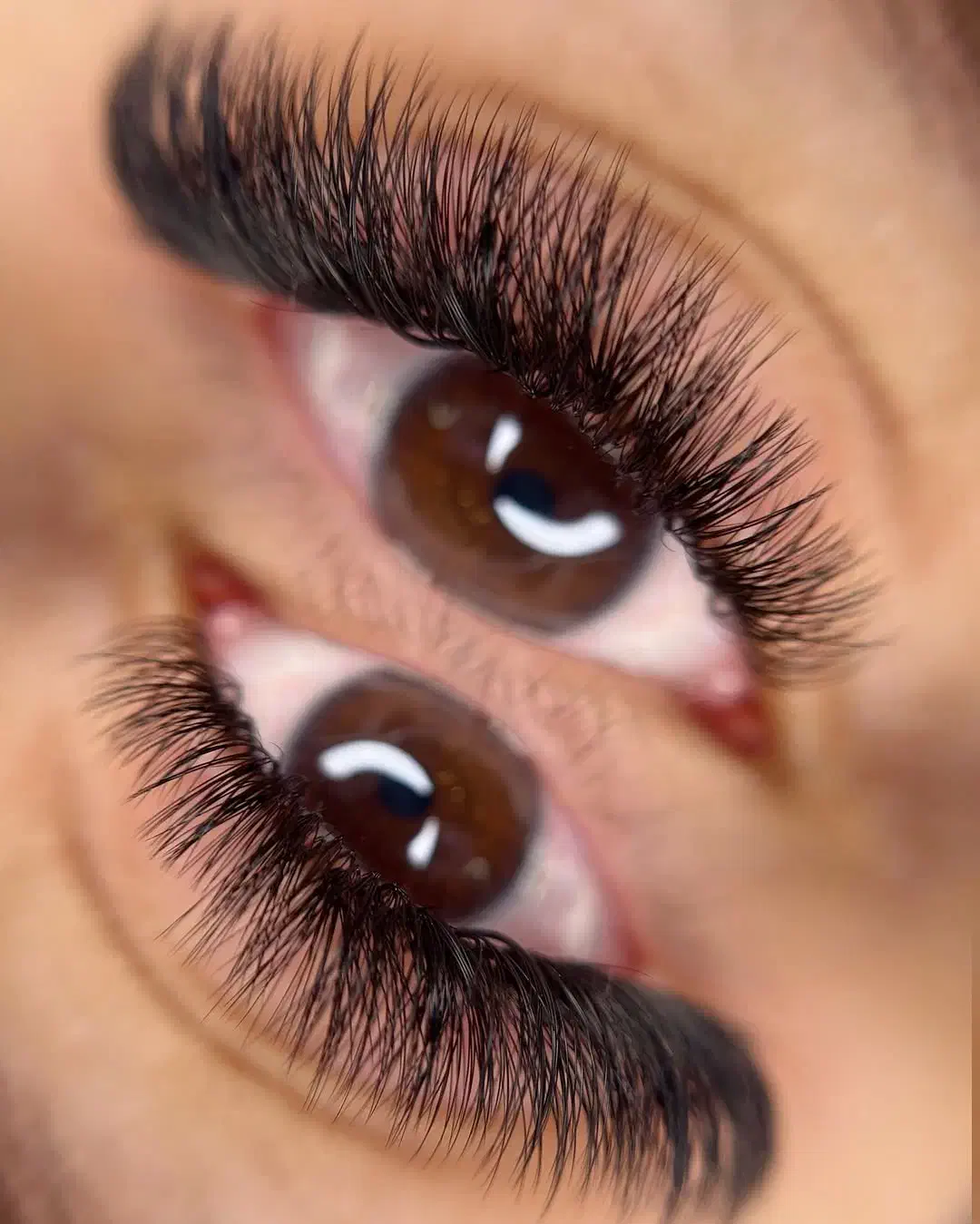 اجاره تخت مژه و اتاق مناسب فشیال در سالن زیبایی|خدمات آرایشگری و زیبایی|تهران, مینای شمالی (مخبر)|دیوار