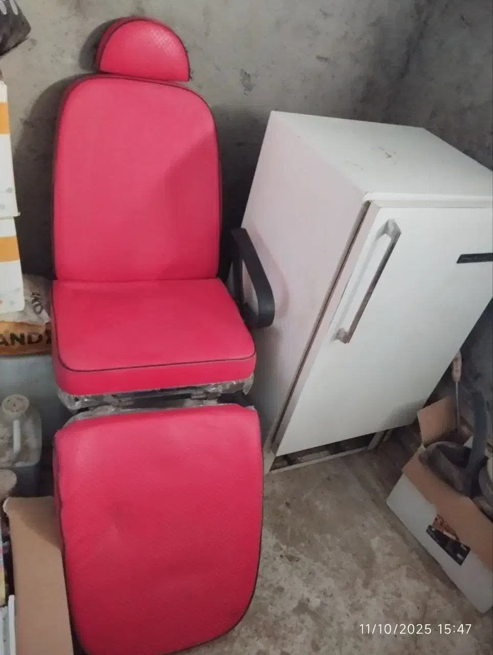 لوازم آریشگاه زنانه|آرایشگاه و سالن‌های زیبایی|جوین, |دیوار