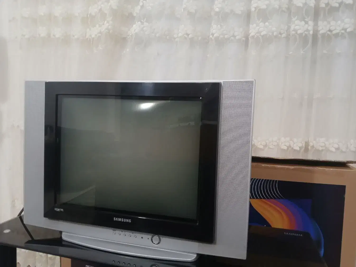 تلویزیون|تلویزیون و پروژکتور|ایلام, |دیوار