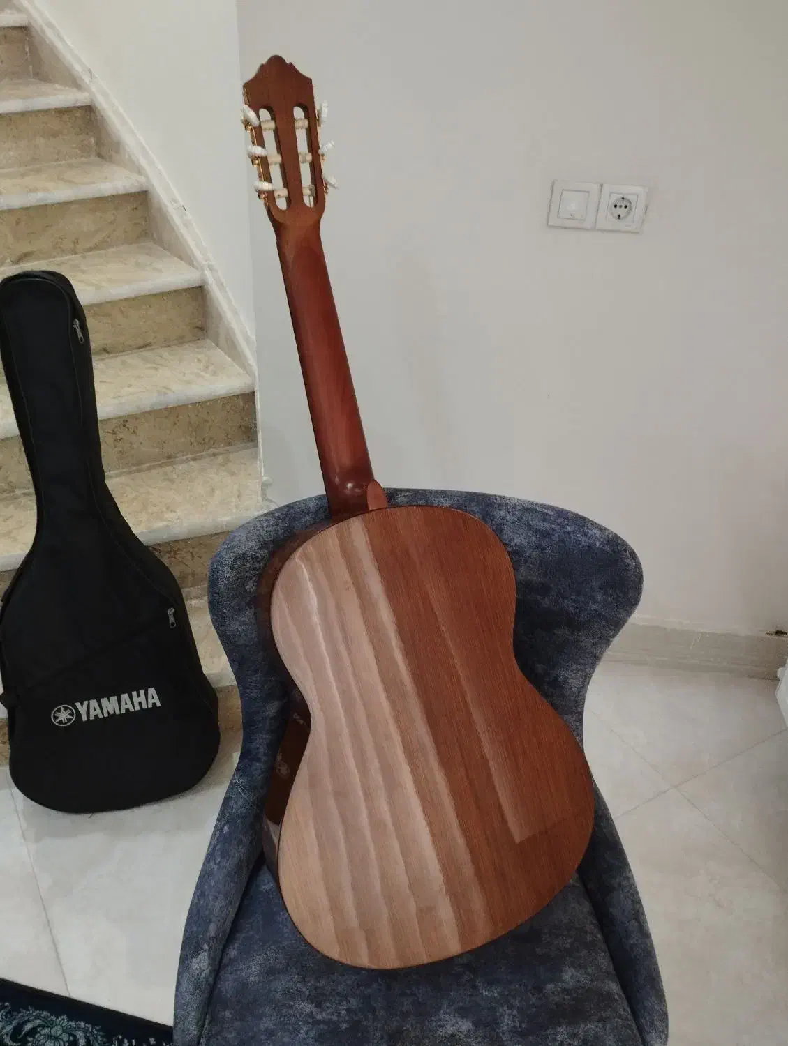 گیتار یاماها C70|گیتار، بیس، امپلیفایر|قائمشهر, |دیوار