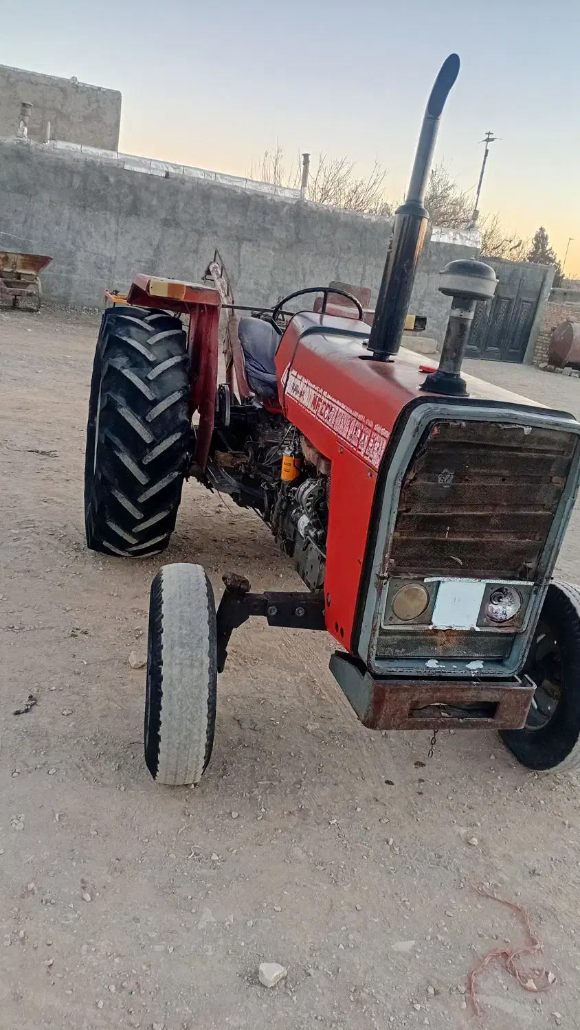 تراکتورفرگوسن|خودرو سنگین|کمیجان, |دیوار