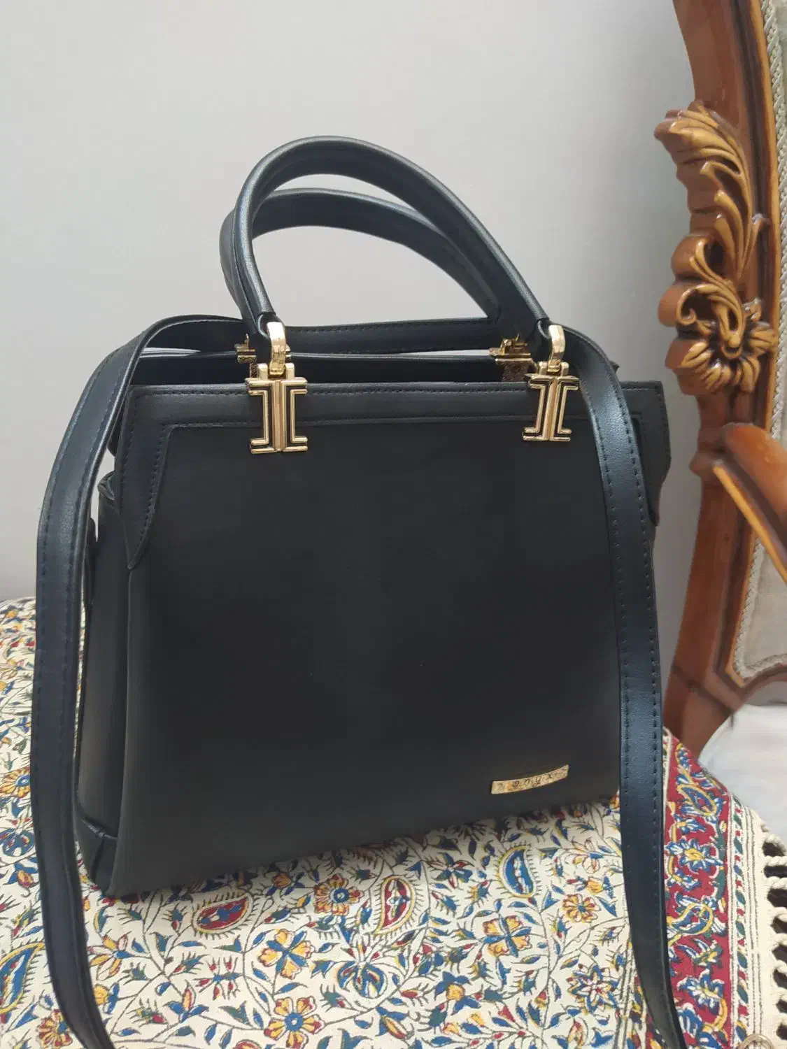 کیف زنانه مجلسی نو|کیف، کفش، کمربند|قم, بنیاد|دیوار