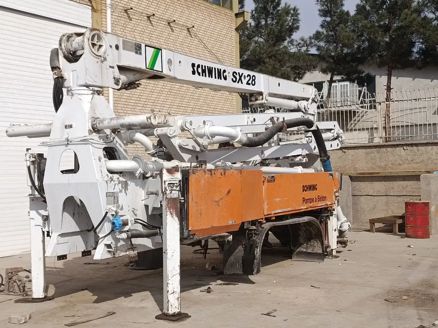 پمپ بتن ۲۸ متری شوینگ مدل ۲۰۰۷ وارداتی|ماشینآلات صنعتی|تهران, دانشگاه شریف|دیوار