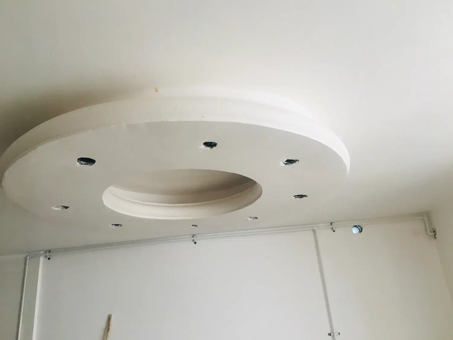 سفیدکاری گچبری لکه گیری|خدمات پیشه و مهارت|شوشتر, |دیوار