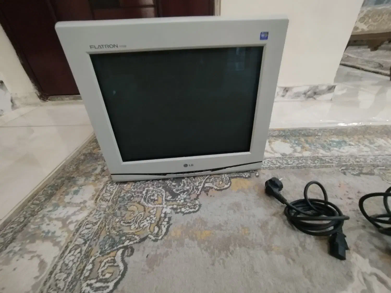 مانیتور الجی سالم|قطعات و لوازم جانبی رایانه|شهریار, شهریار|دیوار